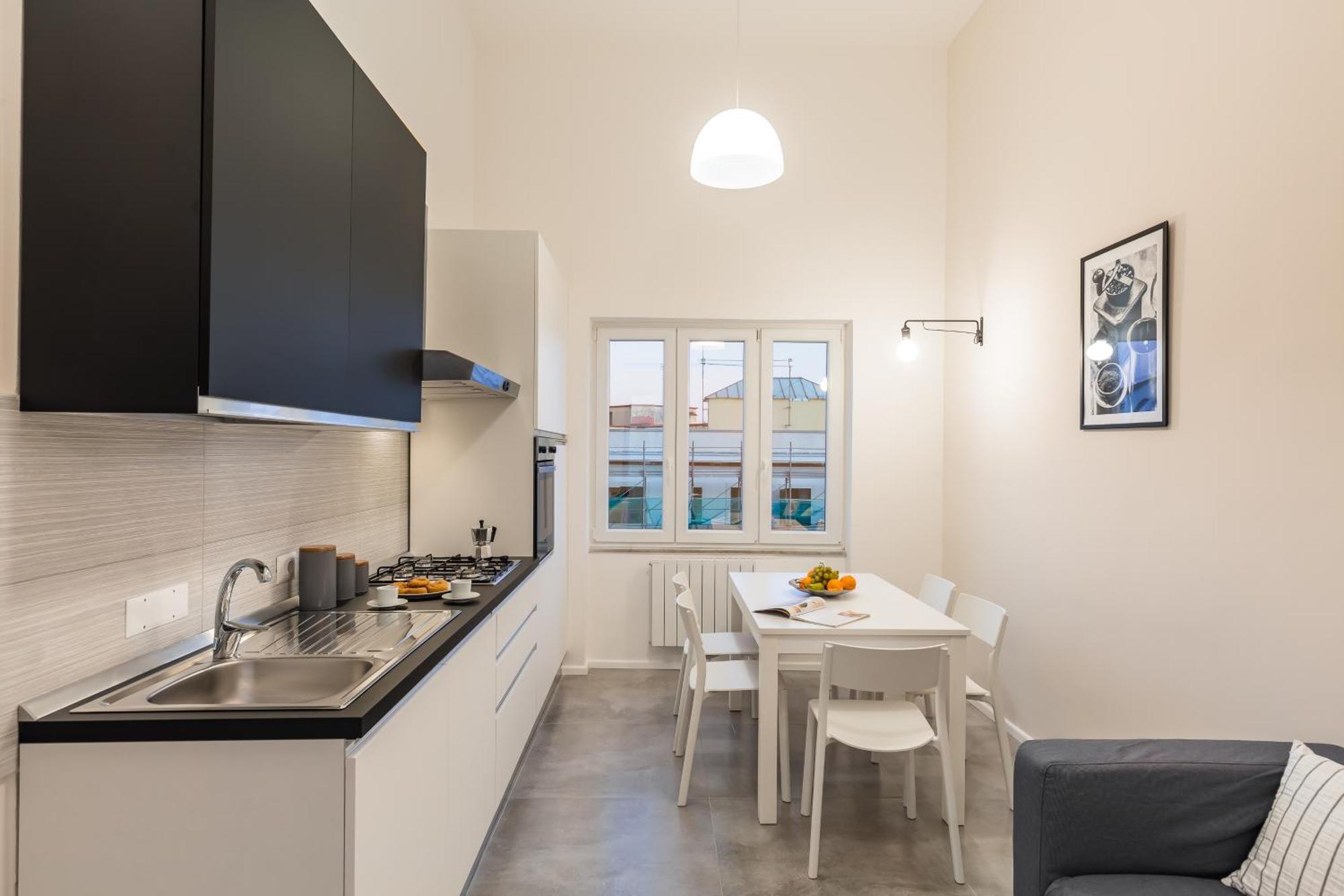 Arenella Family Apartment By Wonderful Italy 나폴리 외부 사진