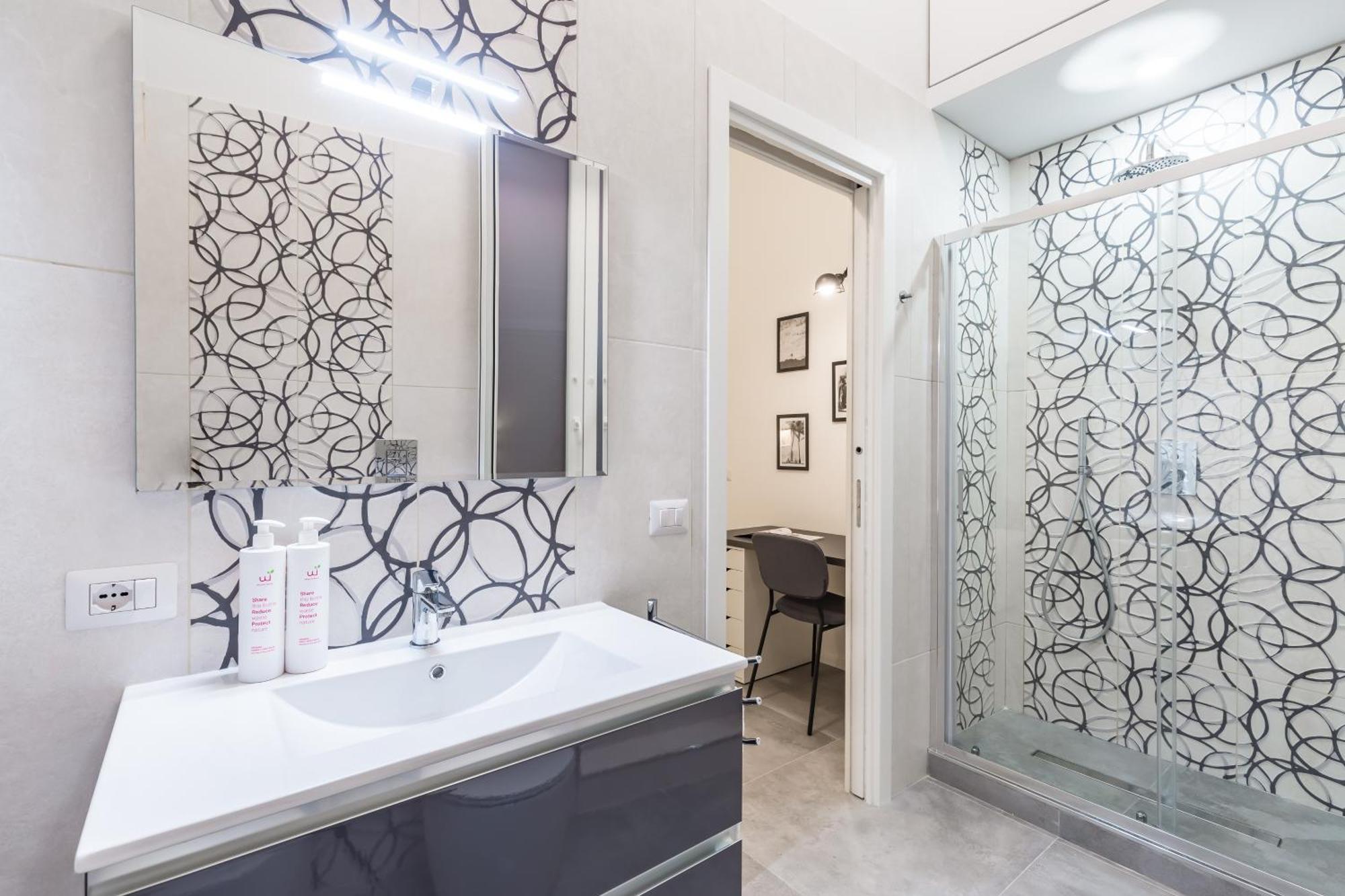 Arenella Family Apartment By Wonderful Italy 나폴리 외부 사진